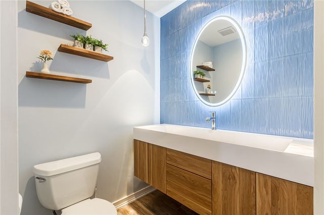 23 Hadley Court, Pittsford, NY 14534