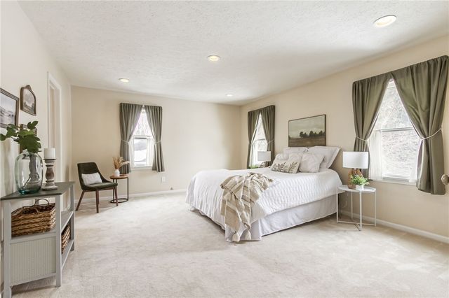 23 Hadley Court, Pittsford, NY 14534