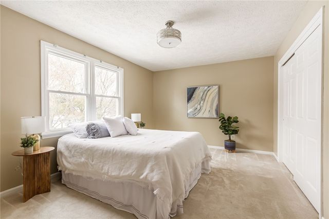 23 Hadley Court, Pittsford, NY 14534