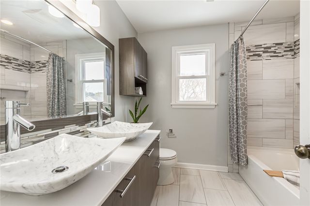 23 Hadley Court, Pittsford, NY 14534