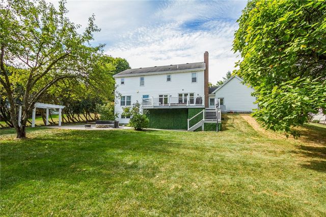 23 Hadley Court, Pittsford, NY 14534