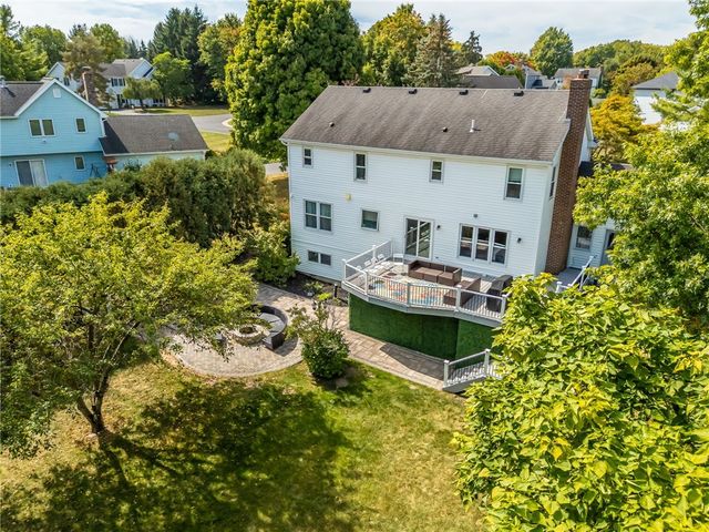 23 Hadley Court, Pittsford, NY 14534