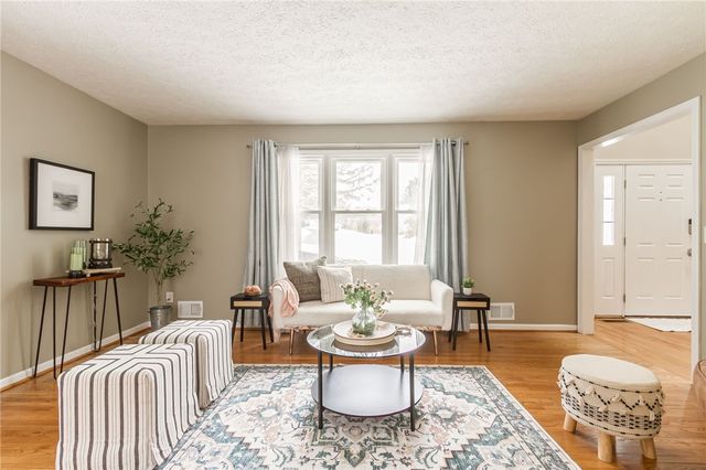 23 Hadley Court, Pittsford, NY 14534