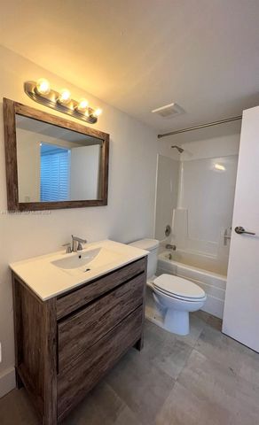 13499 Biscayne Boulevard 1405, North Miami, FL 33181