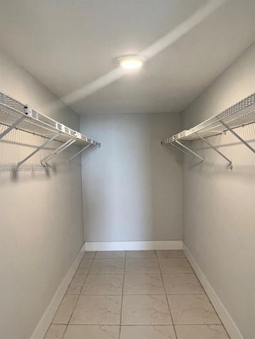 13499 Biscayne Boulevard 1405, North Miami, FL 33181
