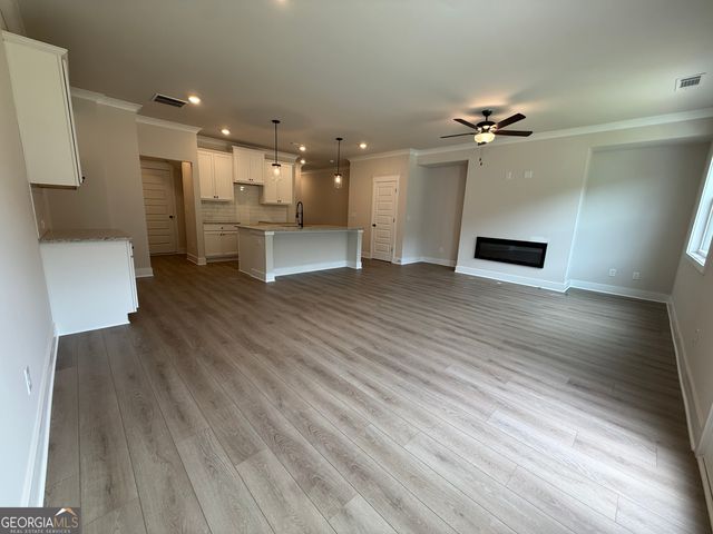 317 Brook Landing Circle, Auburn, GA 30011