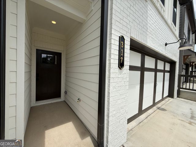 317 Brook Landing Circle, Auburn, GA 30011