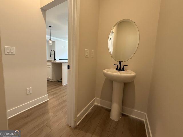 317 Brook Landing Circle, Auburn, GA 30011
