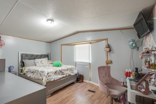 400 Coway Rd, Livingston, TX 77351