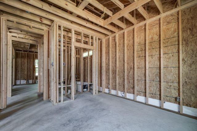 400 Coway Rd, Livingston, TX 77351