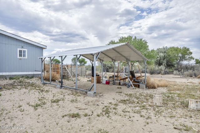 8860 Brush Garden Drive, Fallon, NV 89406
