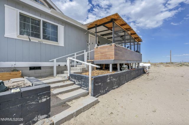 8860 Brush Garden Drive, Fallon, NV 89406
