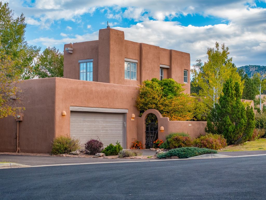 3101 Old Pecos Trail 692, Santa Fe, NM 87505