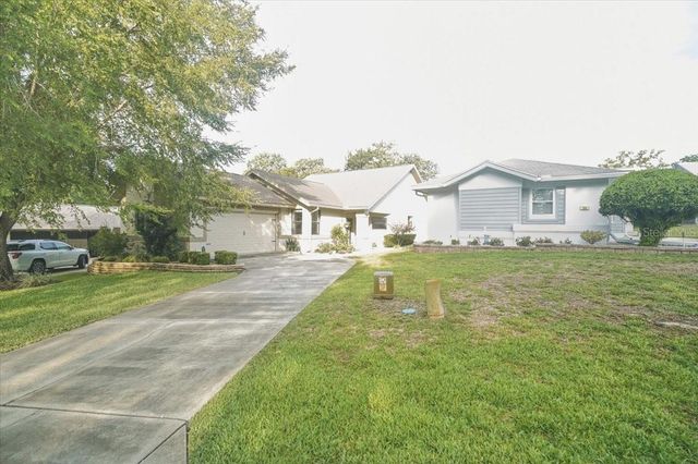 58 BYRSONIMA CIRCLE, Homosassa, FL 34446