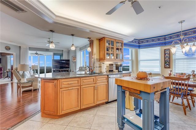 4183 Bay Beach LN # 374, Fort Myers Beach, FL 33931