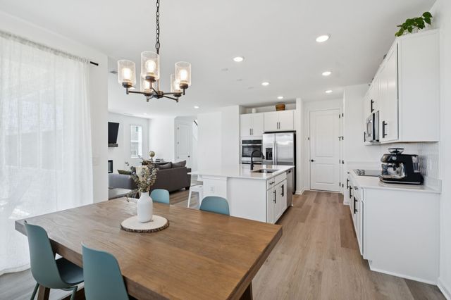 3314 Laurel Brook Ct, Columbia, TN 38401