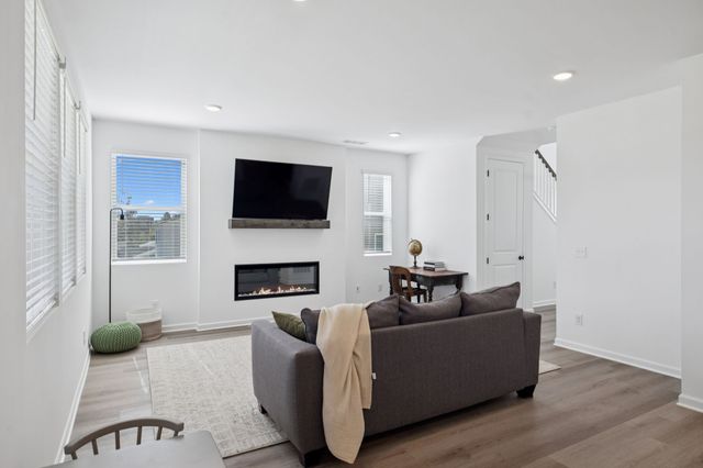 3314 Laurel Brook Ct, Columbia, TN 38401