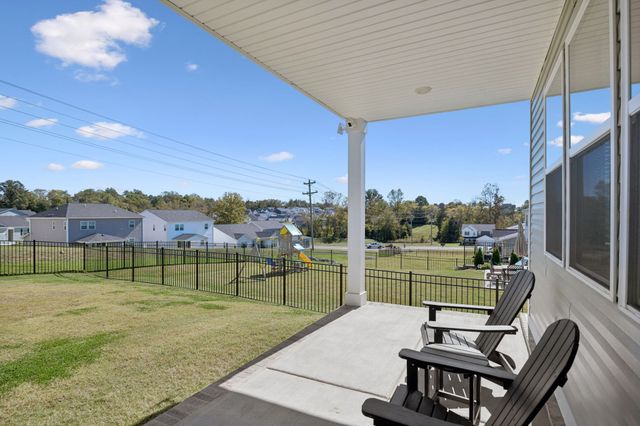 3314 Laurel Brook Ct, Columbia, TN 38401