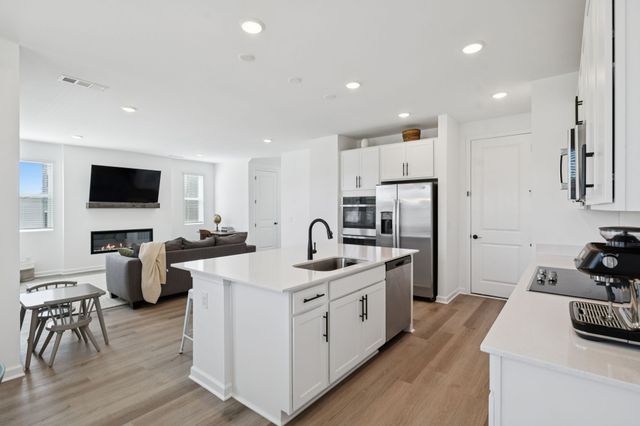 3314 Laurel Brook Ct, Columbia, TN 38401