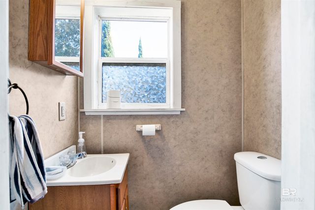 511+512 Elberta Loop, Lillian, AL 36549