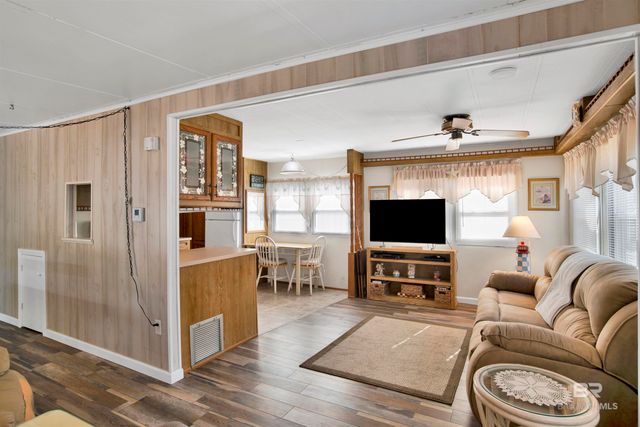 511+512 Elberta Loop, Lillian, AL 36549