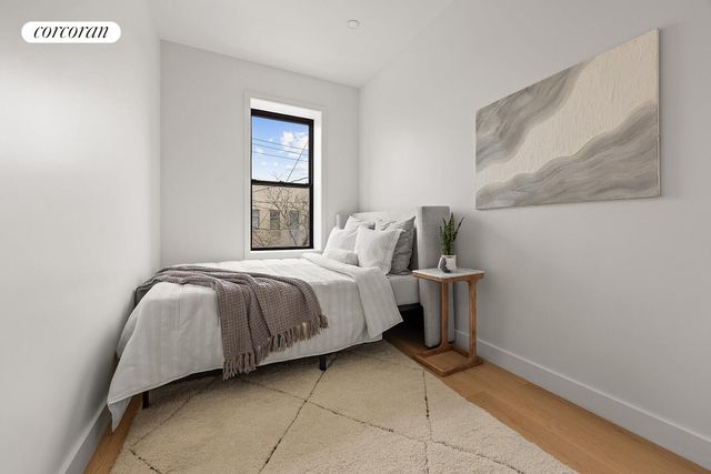 27 VANDAM Street, New York City, NY 11222