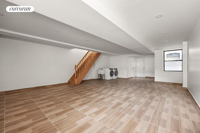27 VANDAM Street, New York City, NY 11222