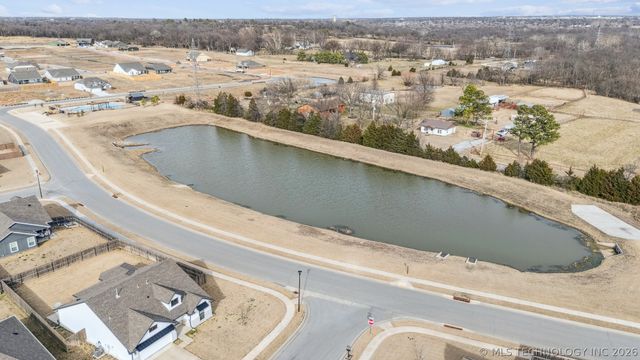 7408 E 87th Place N, Owasso, OK 74055