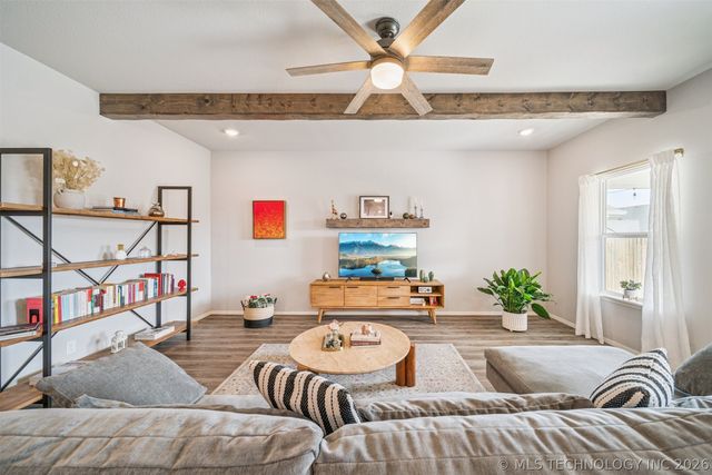 7408 E 87th Place N, Owasso, OK 74055