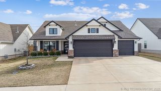 7408 E 87th Place N, Owasso, OK 74055