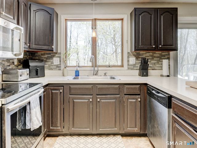 167 Mill Hill Road, Colchester, CT 06415