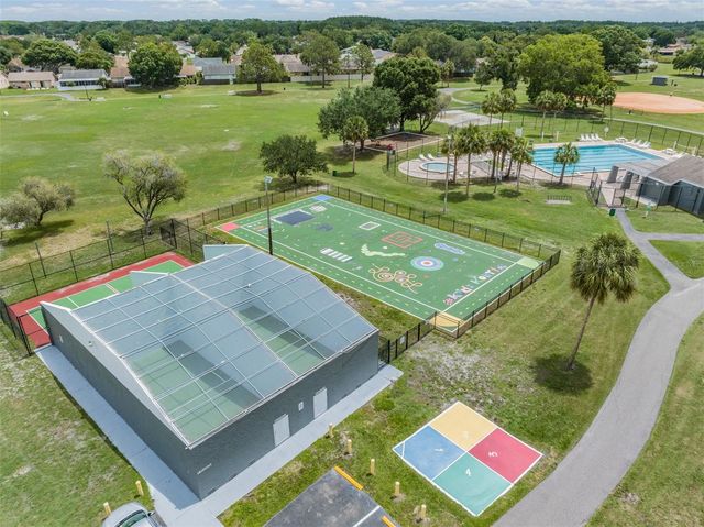 11008 BRIGHTSIDE DRIVE, Tampa, FL 33624