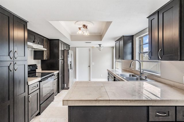 11008 BRIGHTSIDE DRIVE, Tampa, FL 33624