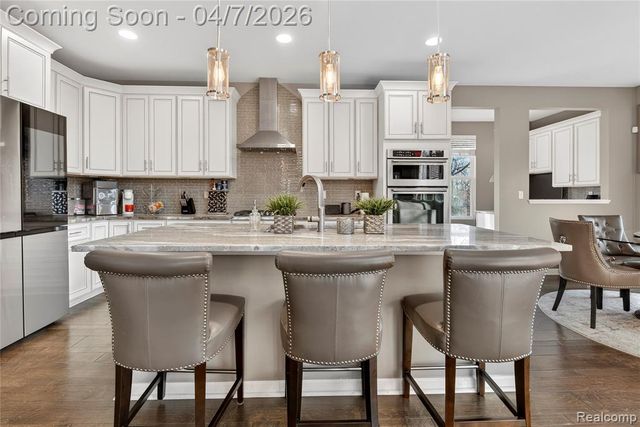 37840 Ellerly Lane, Northville, MI 48167