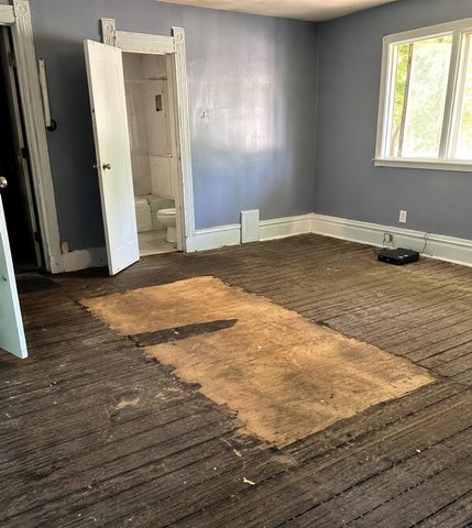 307 Orchard Street, Dowagiac, MI 49047