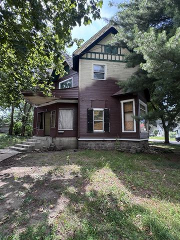 307 Orchard Street, Dowagiac, MI 49047