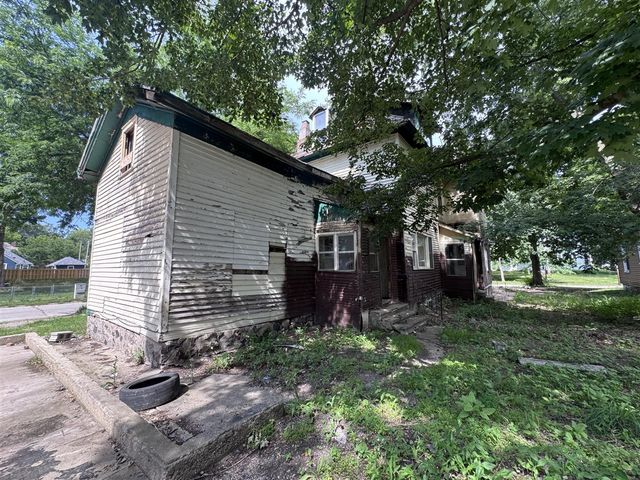307 Orchard Street, Dowagiac, MI 49047