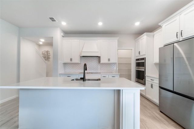 14218 LANIKAI BEACH DRIVE, Orlando, FL 32827