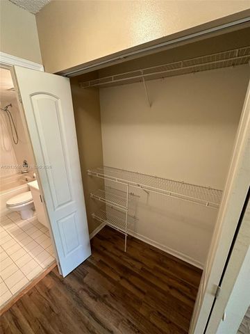 4828 N State Road 7 8205, Coconut Creek, FL 33073