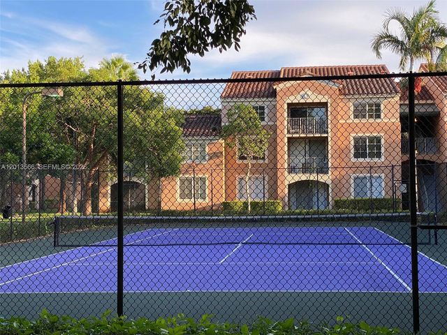 4828 N State Road 7 8205, Coconut Creek, FL 33073