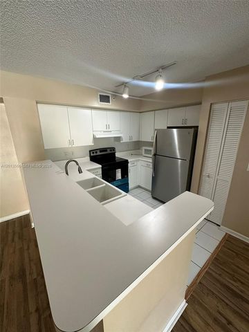 4828 N State Road 7 8205, Coconut Creek, FL 33073