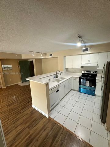 4828 N State Road 7 8205, Coconut Creek, FL 33073
