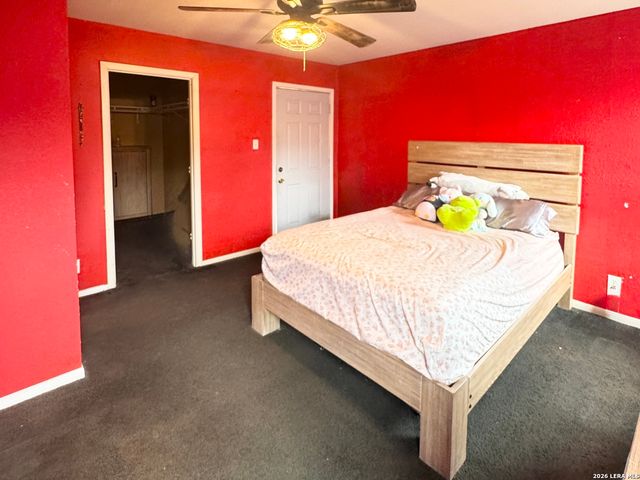 2906 W Poplar St, San Antonio, TX 78207