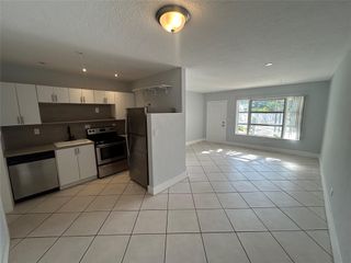 408 NE 7th Ave 7, Fort Lauderdale, FL 33301