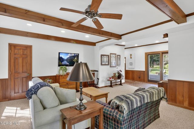 5926 Winslow Road, Whitehouse, OH 43571