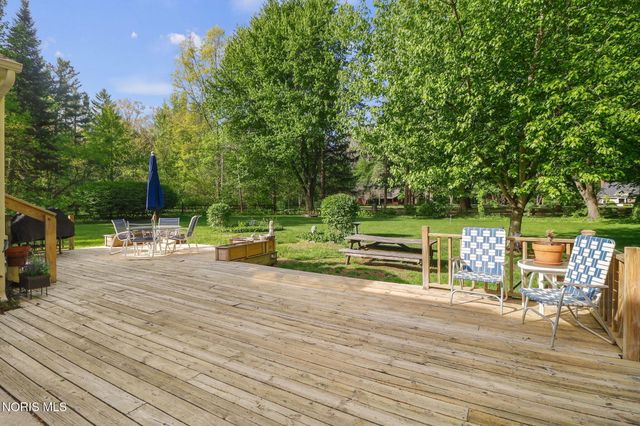 5926 Winslow Road, Whitehouse, OH 43571