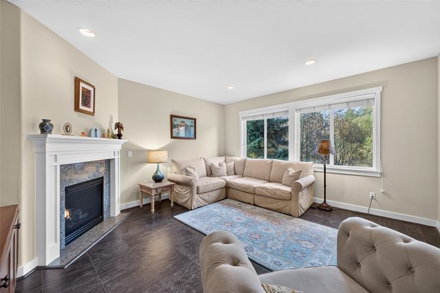 24428 118th Court SE, Kent, WA 98030
