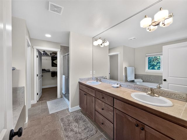 24428 118th Court SE, Kent, WA 98030