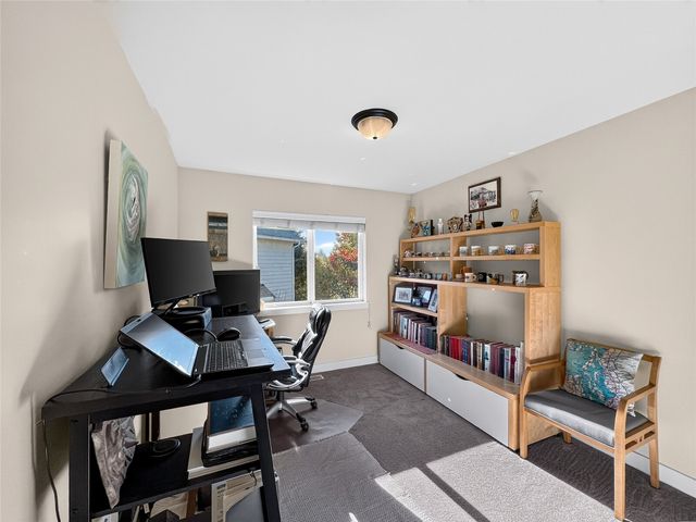 24428 118th Court SE, Kent, WA 98030
