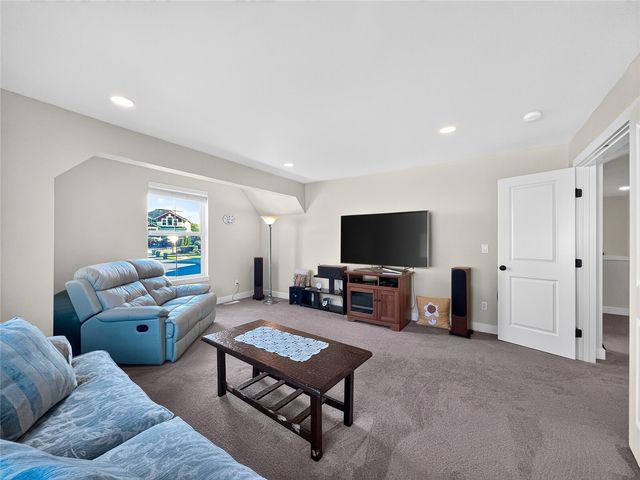 24428 118th Court SE, Kent, WA 98030